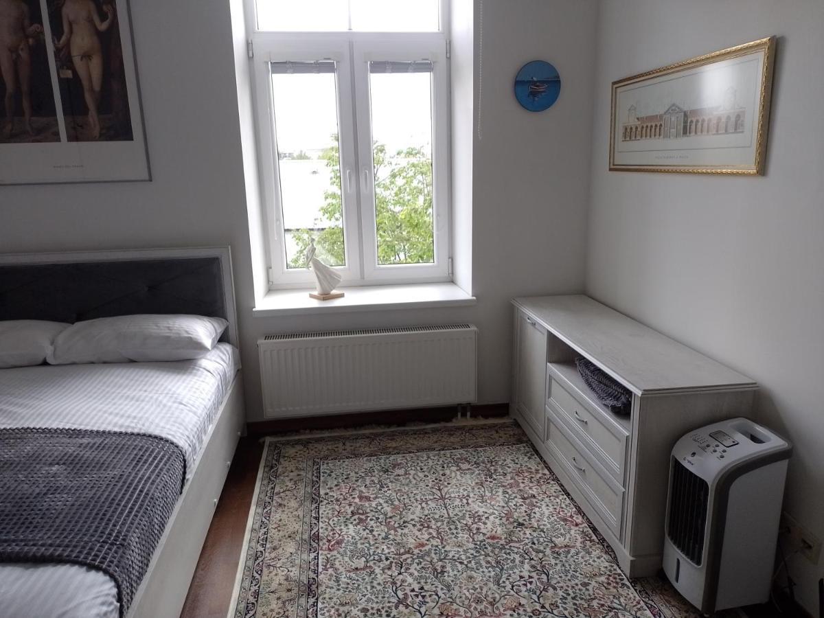 Premium Class Apartment, Free Parking, Maximum 5 Guests, 2 Bedrooms, 3 Beds Апартаменты *